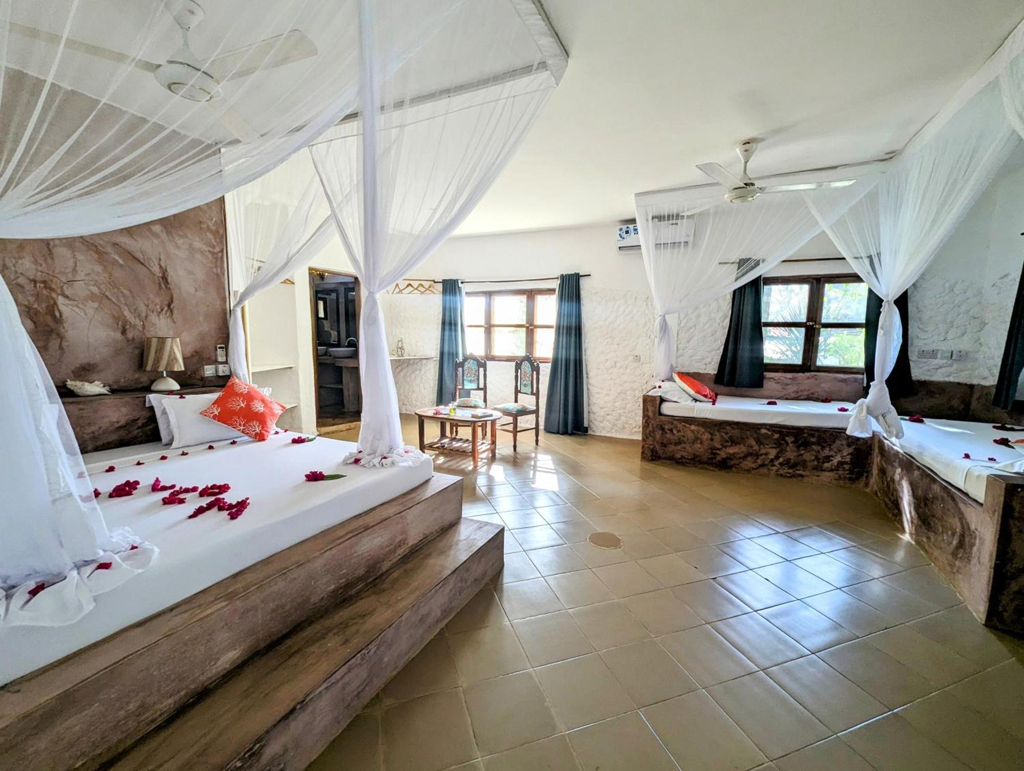 Bahati Villa Кивенга Екстериор снимка